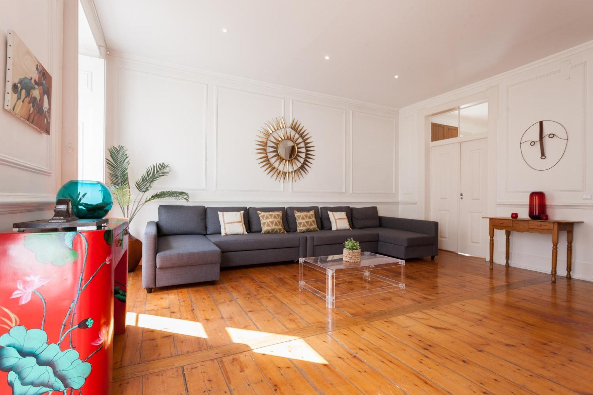 Tejo Vintage Three-Bedroom Apartment - By Lu Holidays Lisboa Ngoại thất bức ảnh