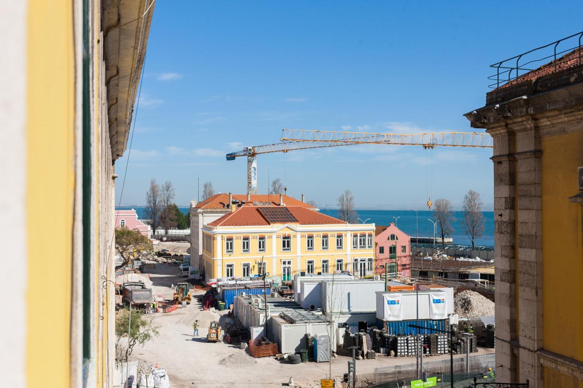 Tejo Vintage Three-Bedroom Apartment - By Lu Holidays Lisboa Ngoại thất bức ảnh